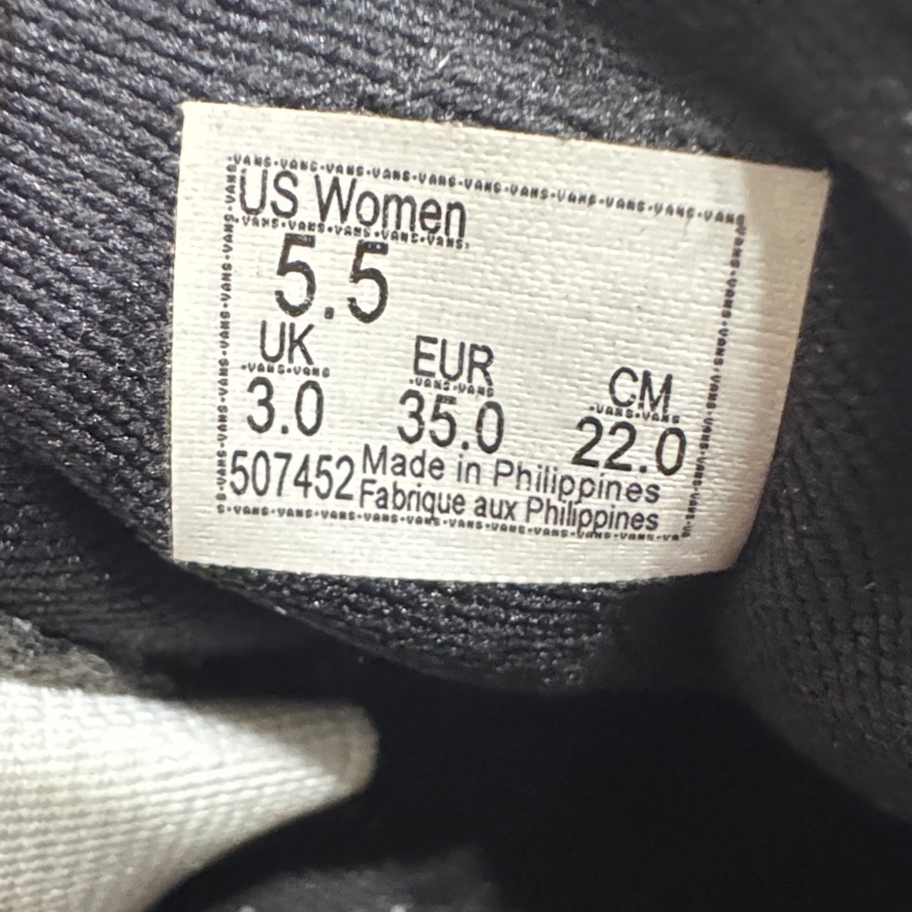 Vans Black and White Old Skool Low-Top Sneakers - Picture 5 of 5